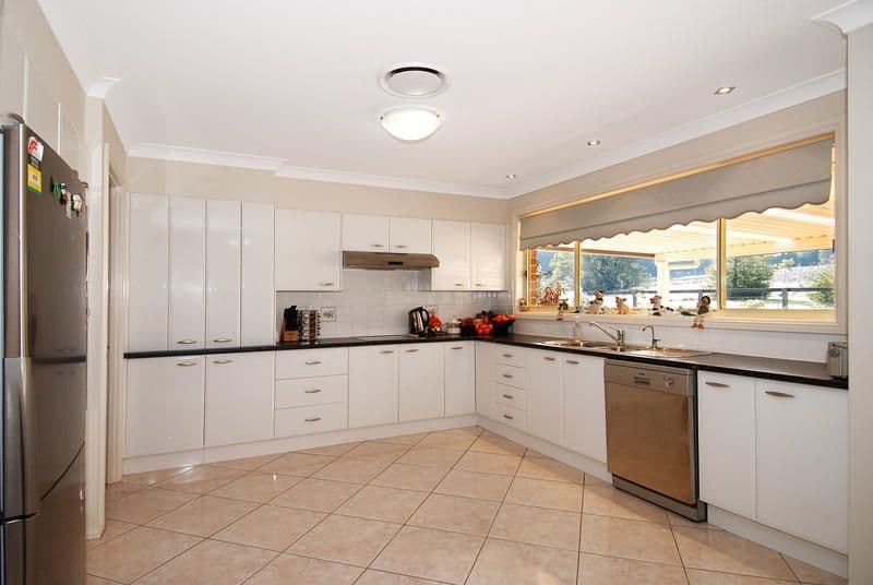 8 Barrengarry Street, ROBERTSON NSW 2577, Robertson - Thumbnail 4