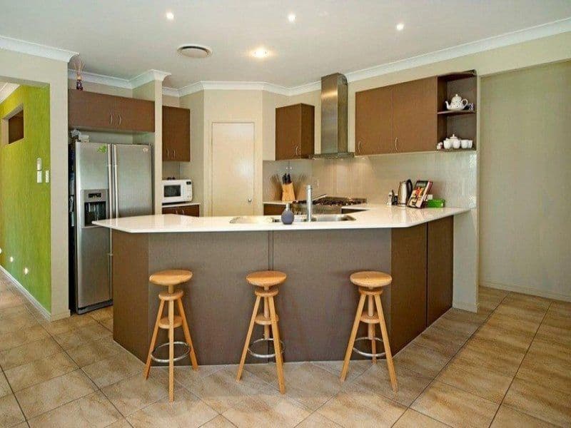 72 Roberts Drive, MAUDSLAND QLD 4210, Maudsland - Thumbnail 4