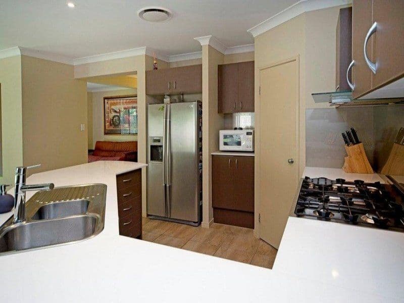 72 Roberts Drive, MAUDSLAND QLD 4210, Maudsland - Thumbnail 6