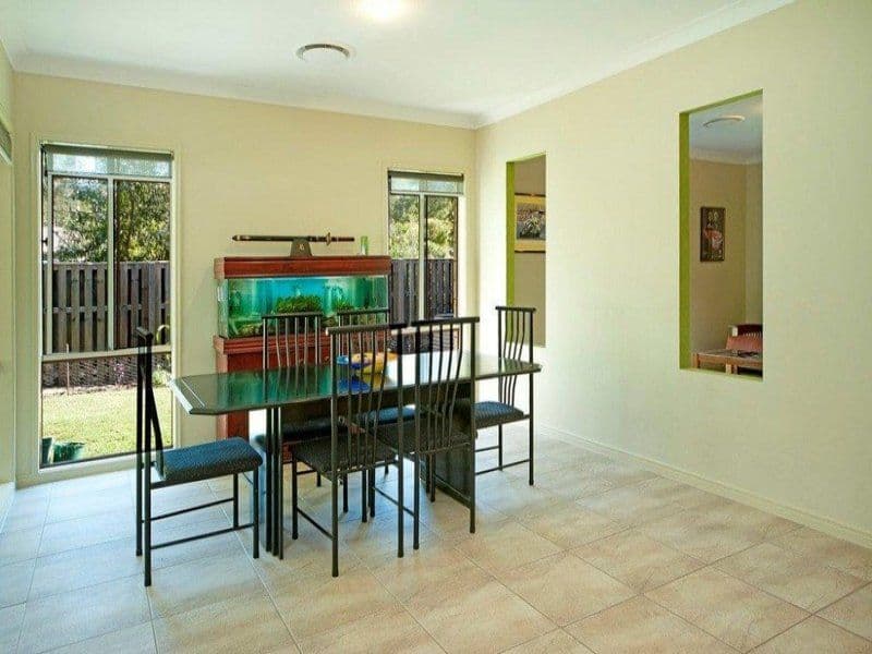 72 Roberts Drive, MAUDSLAND QLD 4210, Maudsland - Thumbnail 7