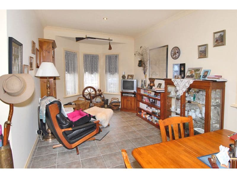 7 Gainsborough Drive, CRAIGIEBURN VIC 3064, Craigieburn - Thumbnail 4