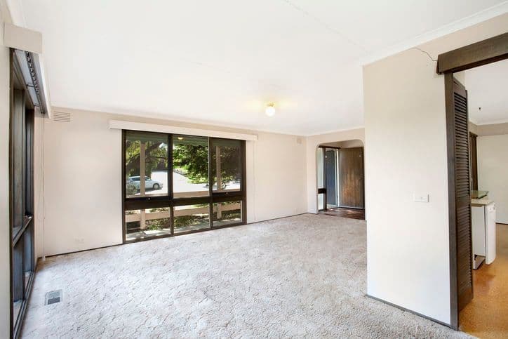 20 Churchill Drive, MOOROOLBARK VIC 3138, Mooroolbark - Thumbnail 4