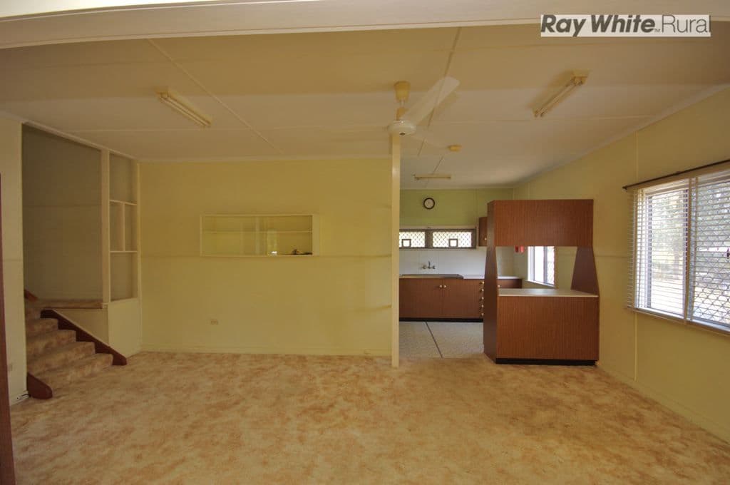 14 Hart Street, BEAUDESERT QLD 4285, Beaudesert - Thumbnail 3