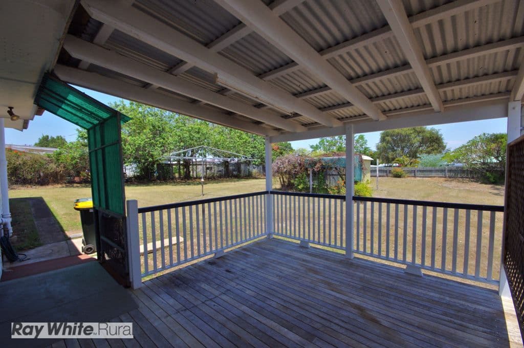14 Hart Street, BEAUDESERT QLD 4285, Beaudesert - Thumbnail 4