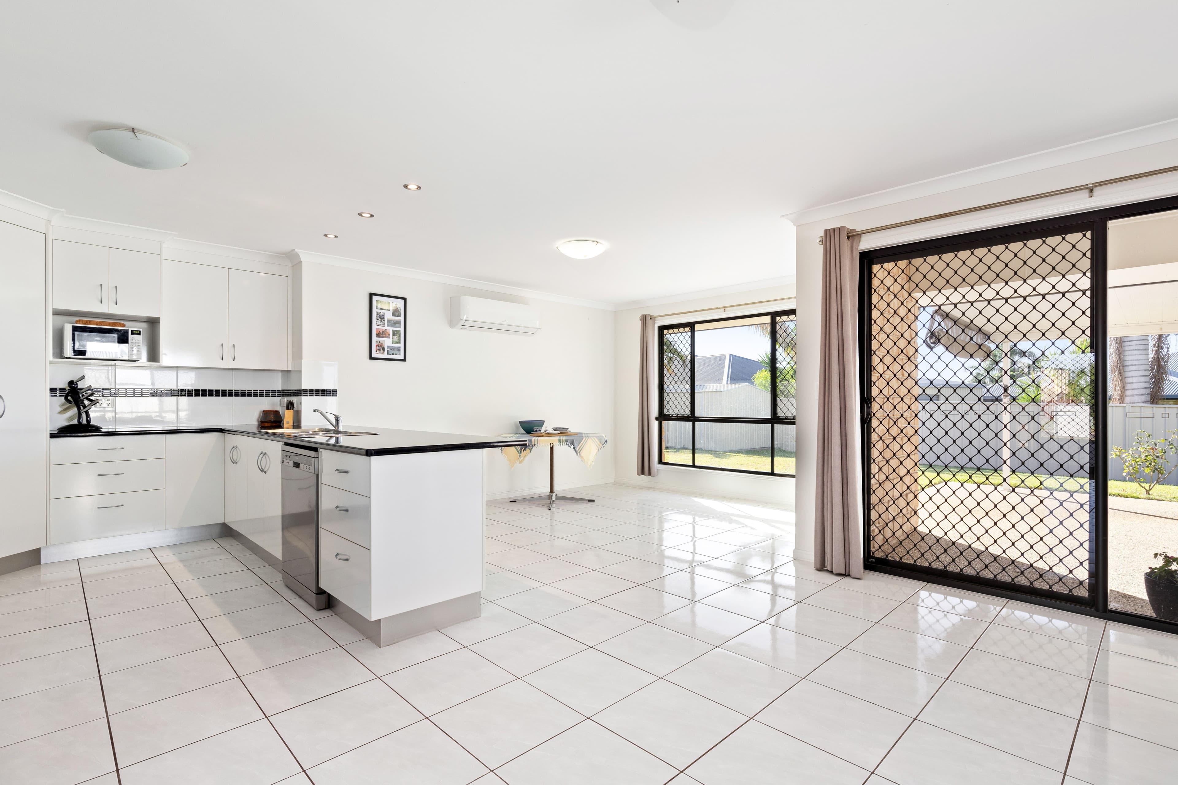 6 Wright Street, Emerald QLD 4720, Emerald - Thumbnail 6