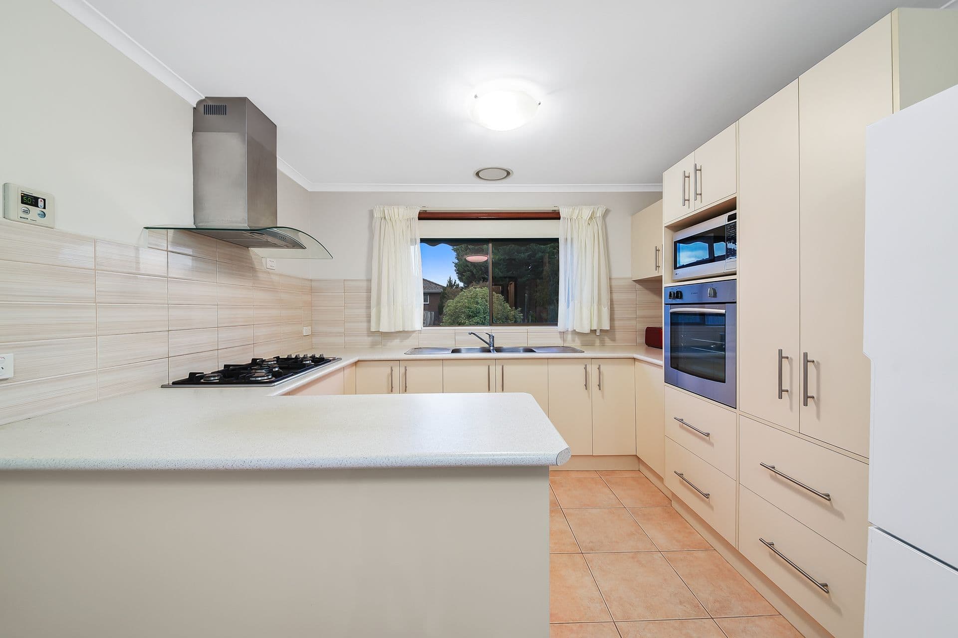 16-18 Newport Road, Clayton South VIC 3169, Clayton South - Thumbnail 4