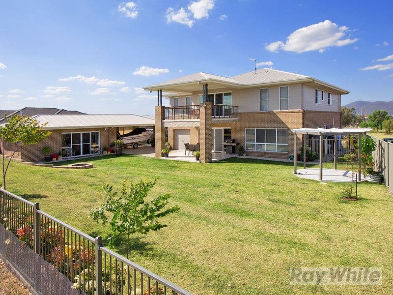 18 Peak Drive, TAMWORTH NSW 2340, Tamworth - Thumbnail 2