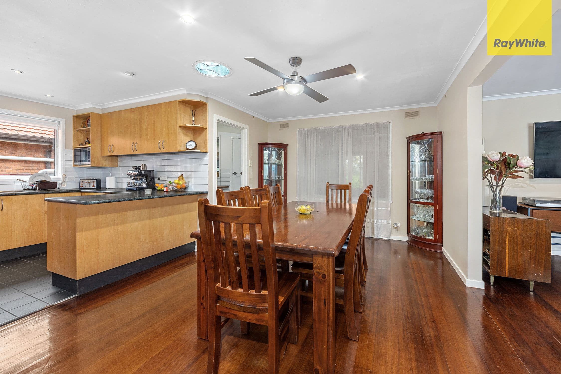77 Theodore Street, St Albans VIC 3021, St Albans - Thumbnail 2