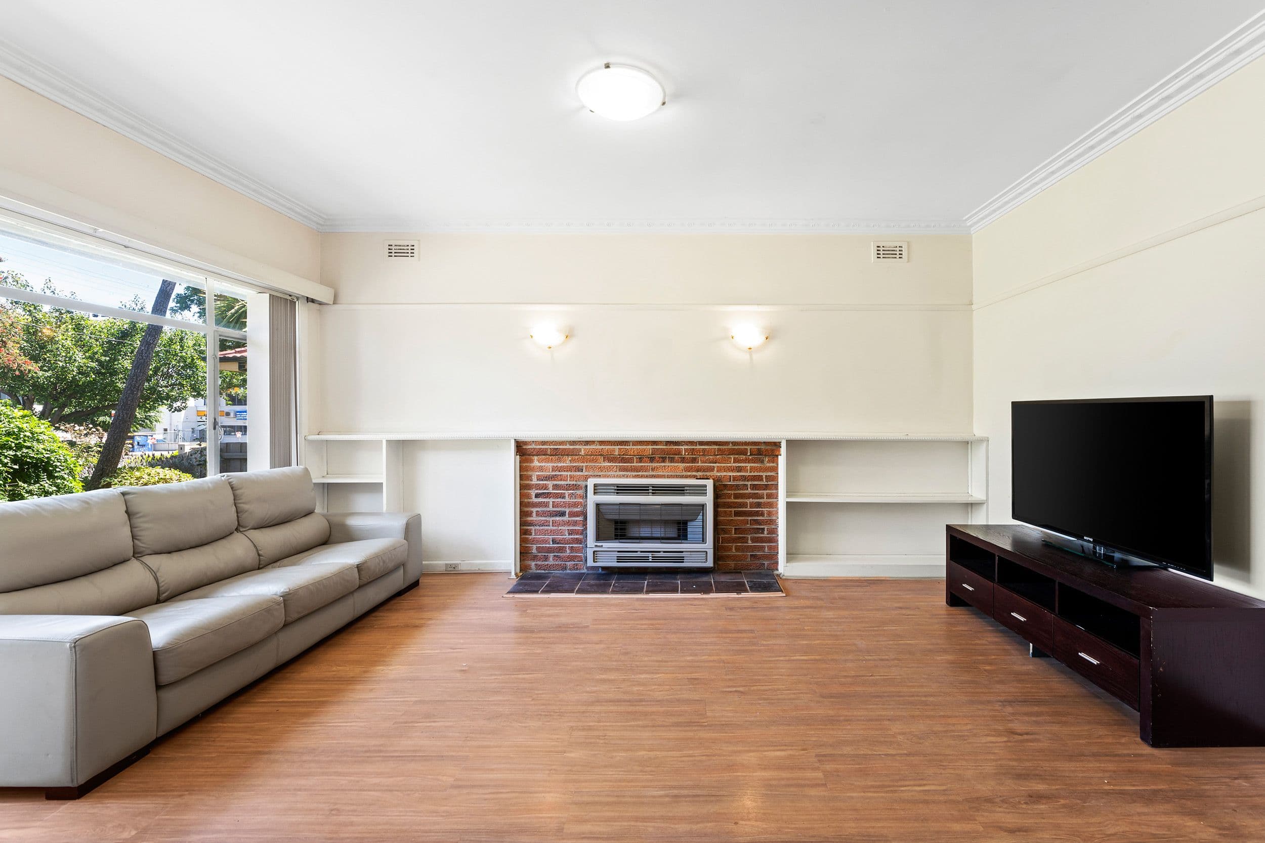 270 Middleborough Road, Blackburn South VIC 3130, Blackburn South - Thumbnail 2