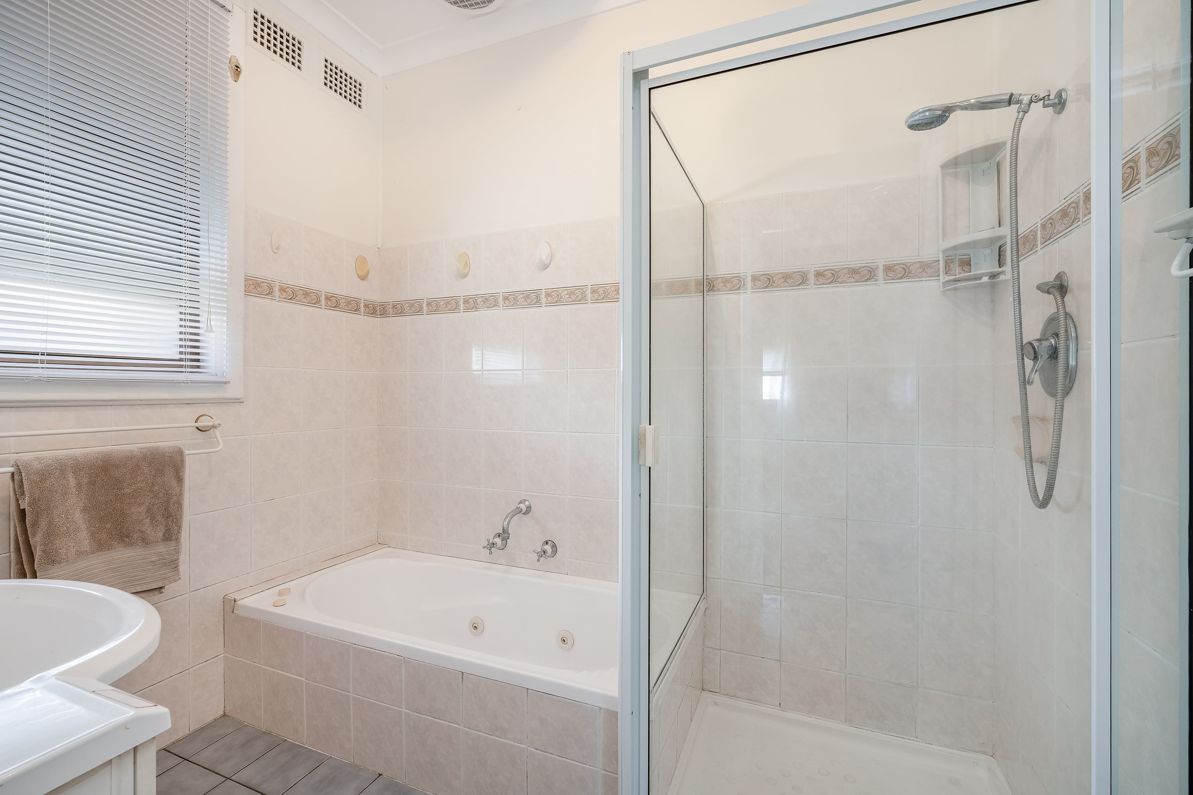 19 Melbee Street, Rutherford NSW 2320, Rutherford - Thumbnail 7