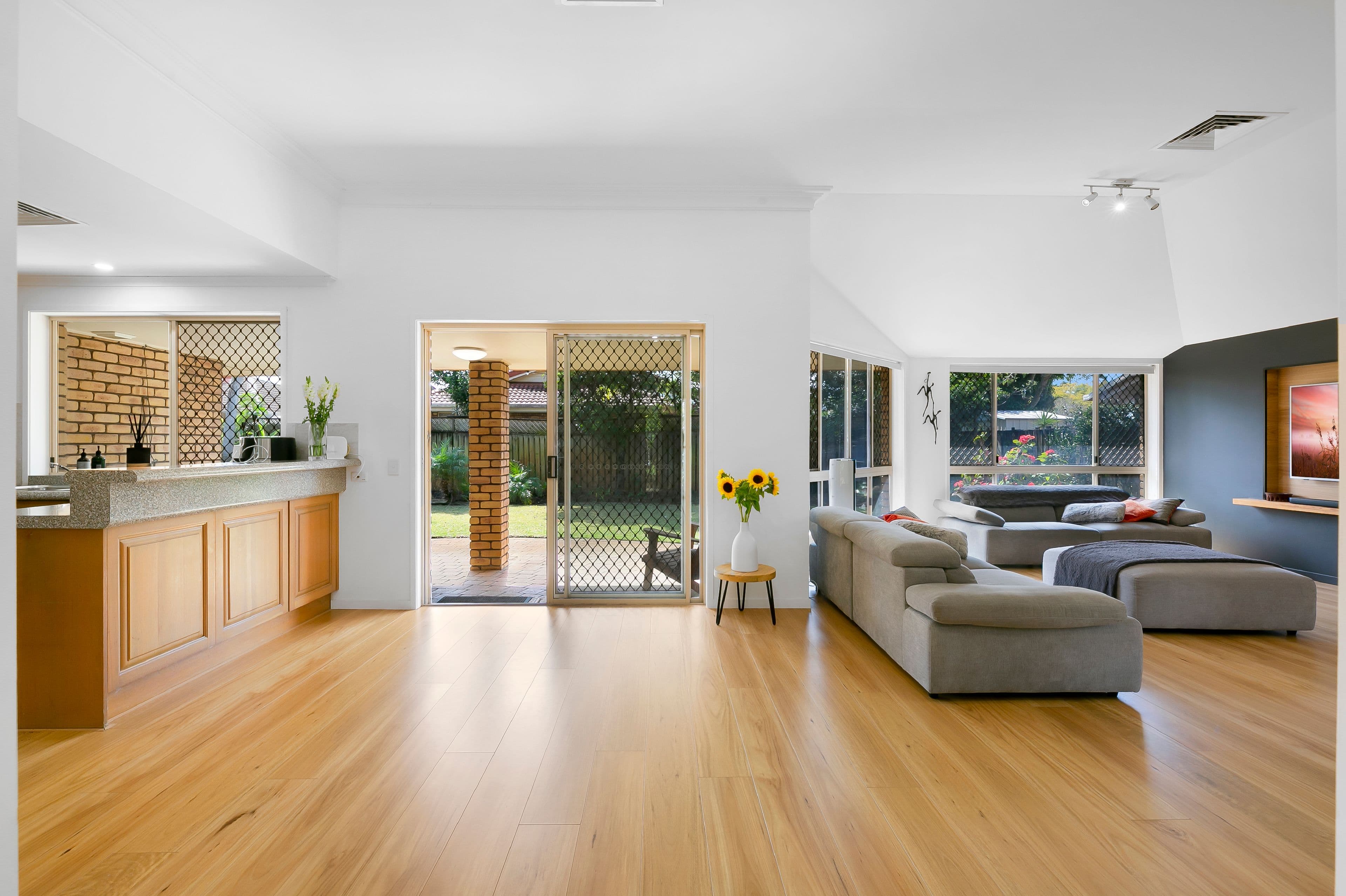 14 Yarraville Street, Robina QLD 4226, Robina - Thumbnail 3