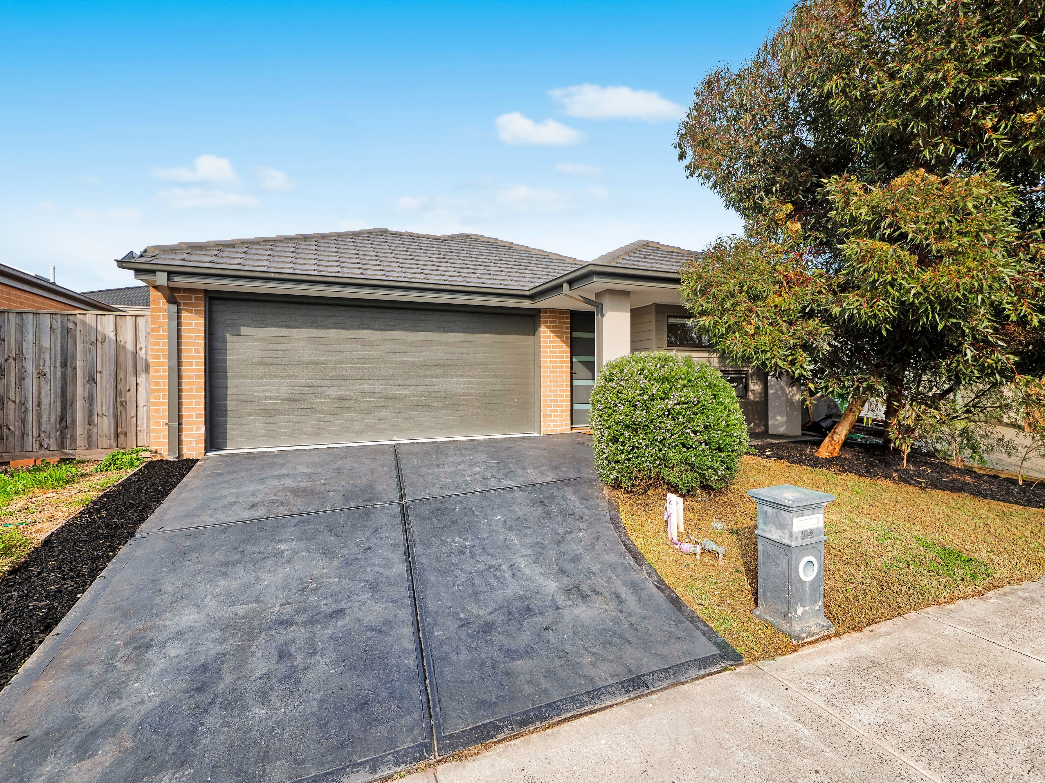 17 Melville Road, Officer VIC 3809, Officer - Image 1