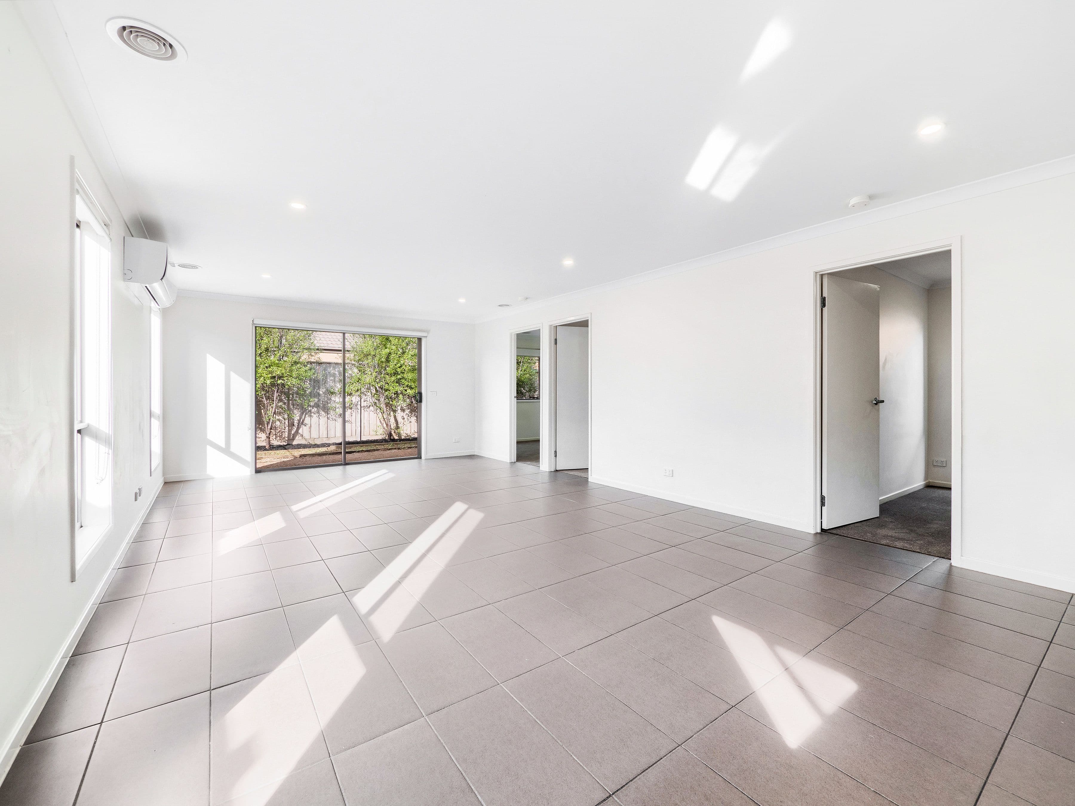 17 Melville Road, Officer VIC 3809, Officer - Thumbnail 6