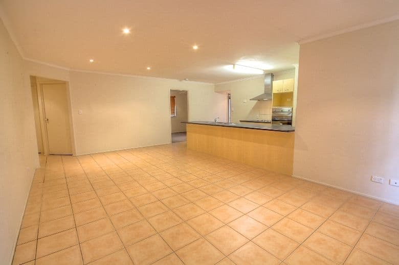 11 Hall Street, PEAK CROSSING QLD 4306, Peak Crossing - Thumbnail 7