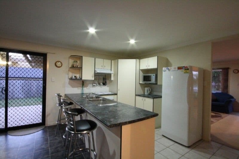 11 Maree Court, TANAH MERAH QLD 4128, Tanah Merah - Thumbnail 4
