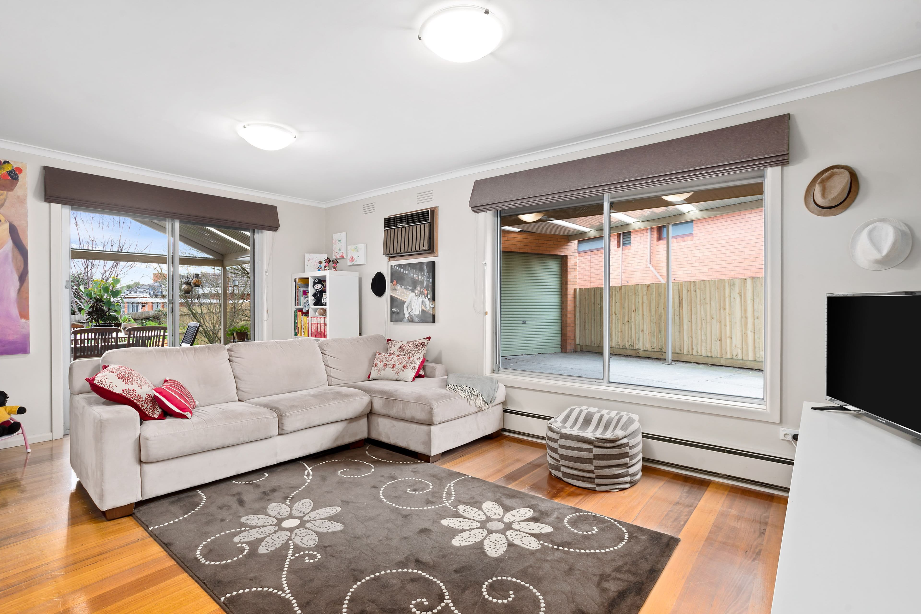 3 Le Mans Court, Doncaster VIC 3108, Doncaster - Thumbnail 2