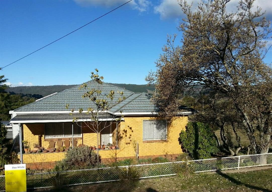37 Corralyn Avenue, Batlow NSW 2730, Batlow - Thumbnail 2
