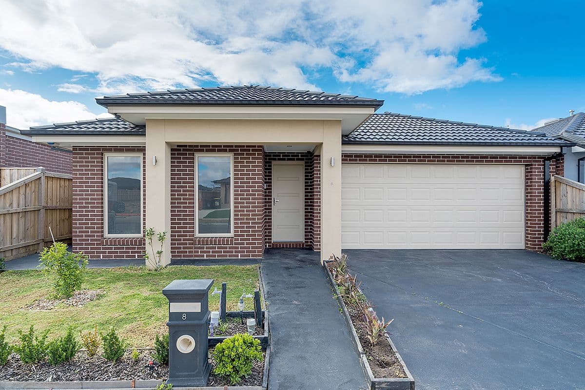 8 Kinkora Avenue, Mickleham VIC 3064, Mickleham - Image 1