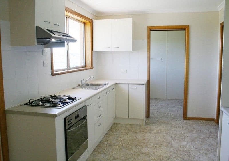 25 Meehan Street, YASS NSW 2582, Yass - Thumbnail 4