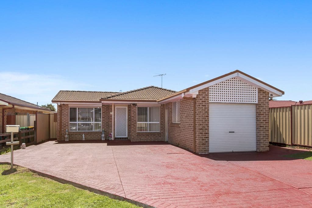 Green Valley NSW 2168, Green Valley - Image 1