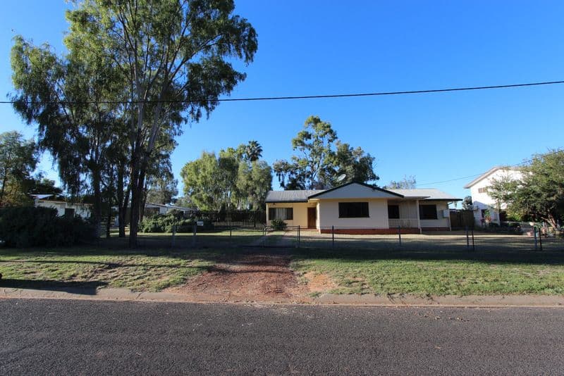 10 Lockett Street, Charleville QLD 4470, Charleville - Thumbnail 3