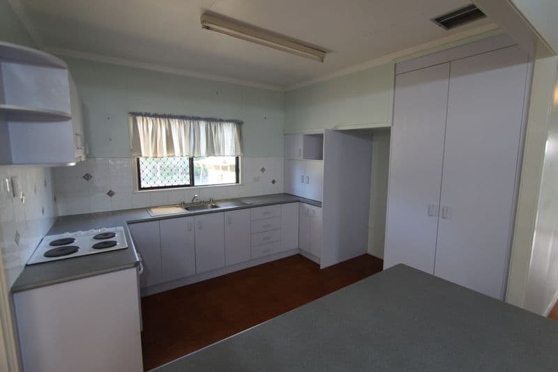 10 Lockett Street, Charleville QLD 4470, Charleville - Thumbnail 7
