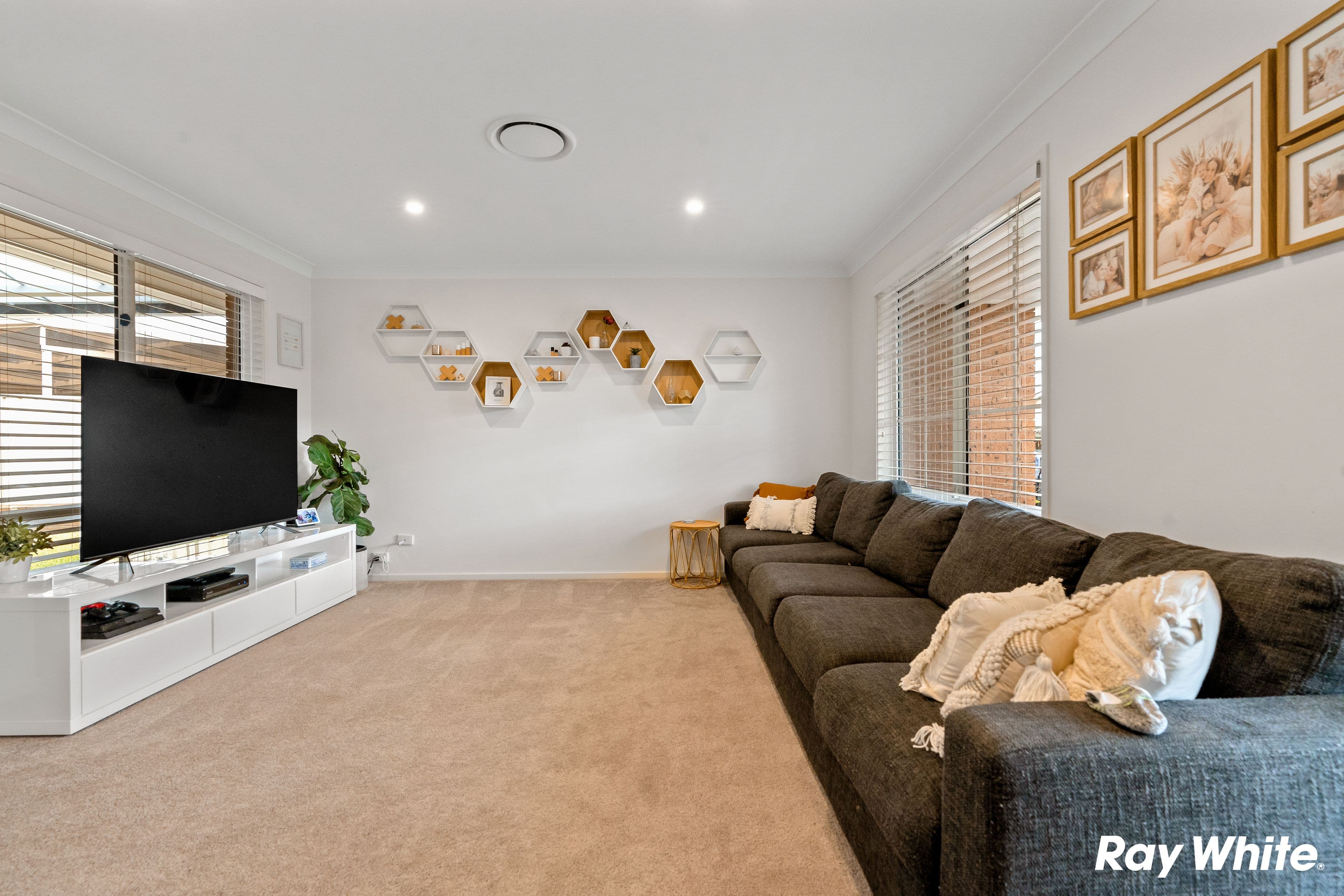 9 Kentia Court, Stanhope Gardens NSW 2768, Stanhope Gardens - Thumbnail 3