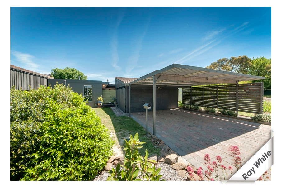 51 Bosworth Circuit, KAMBAH ACT 2902, Kambah - Thumbnail 2