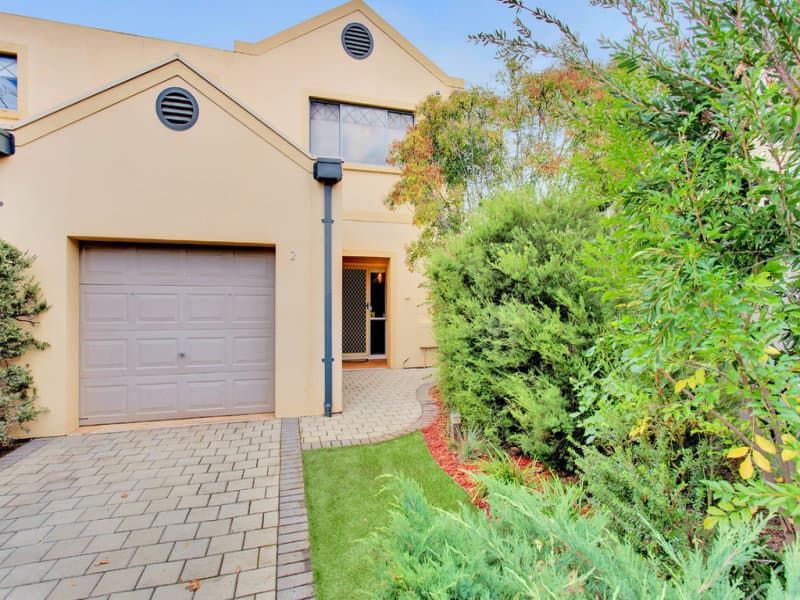 1 / 4 Aquaviva Circle, Viveash, Mile End - Image 1