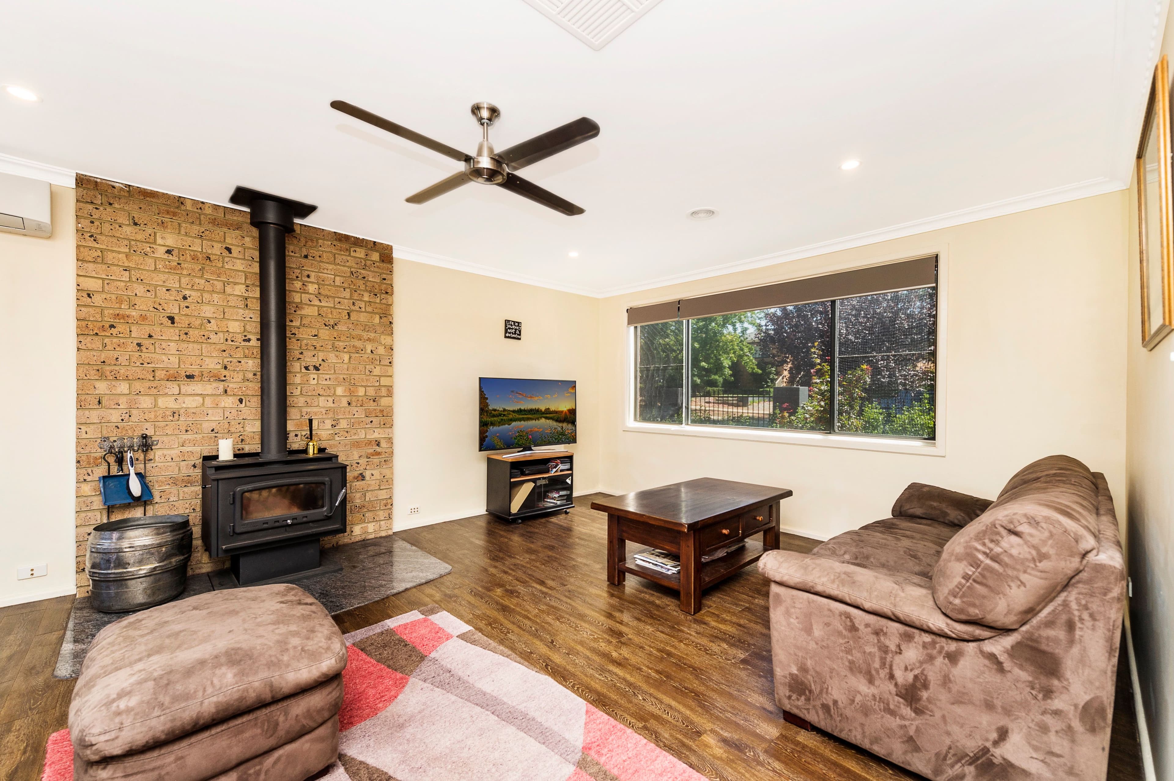 1 Cascade Street, Crestwood - Thumbnail 5