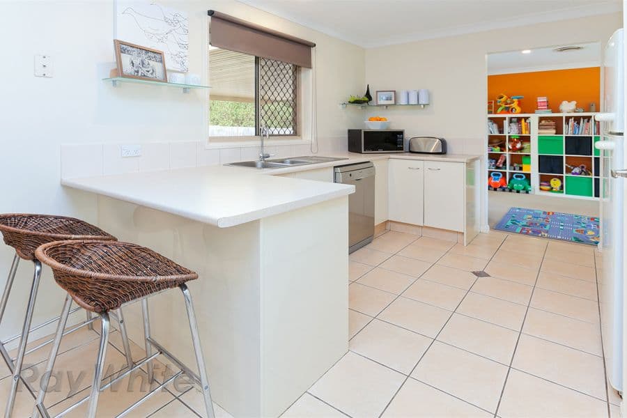 15 Scenic Crescent, SPRINGFIELD QLD 4300, Springfield - Thumbnail 6