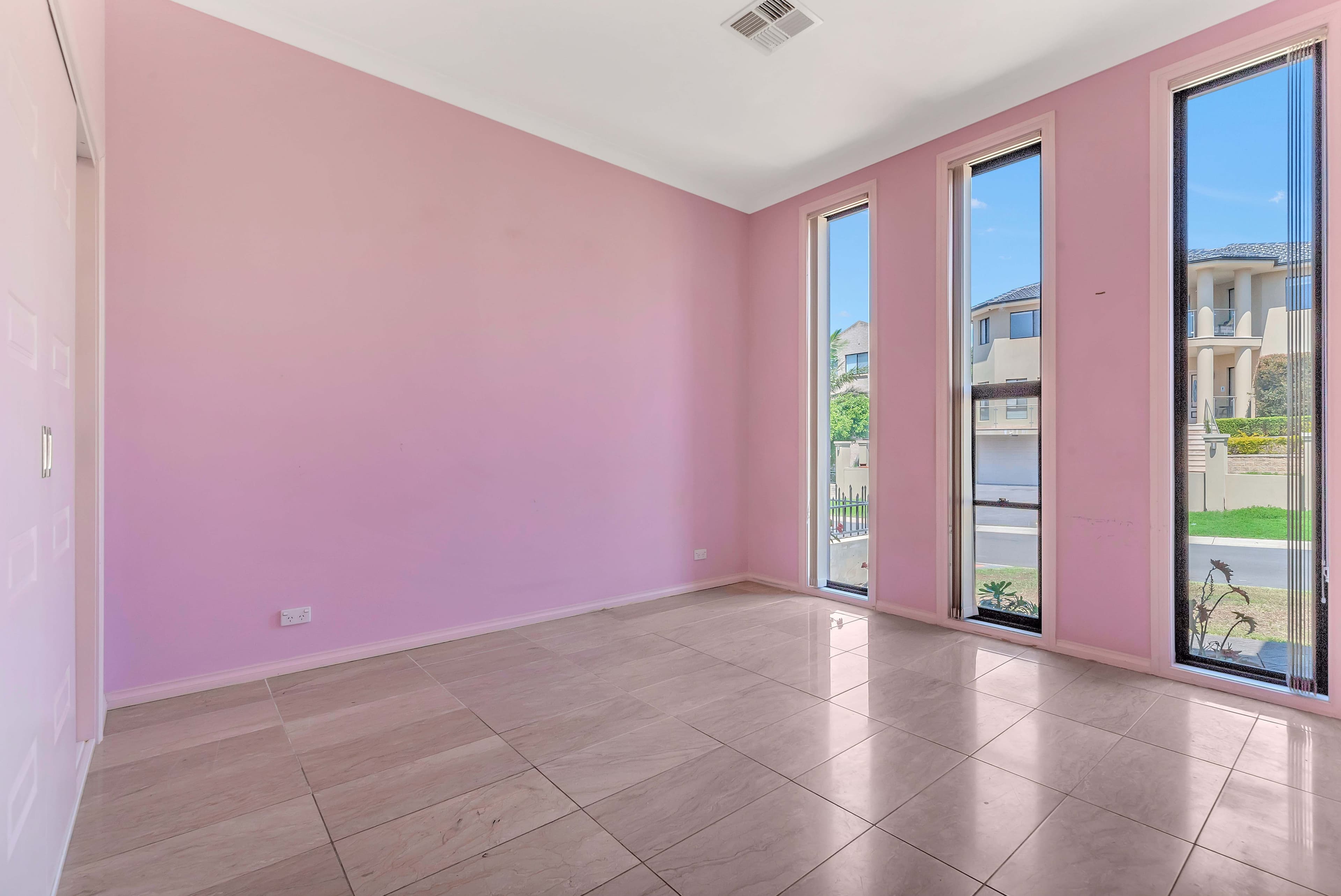 10 Turner Place, Casula - Thumbnail 5