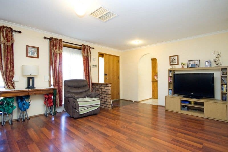 21 Window Crescent, SALISBURY NORTH SA 5108, Salisbury North - Thumbnail 2