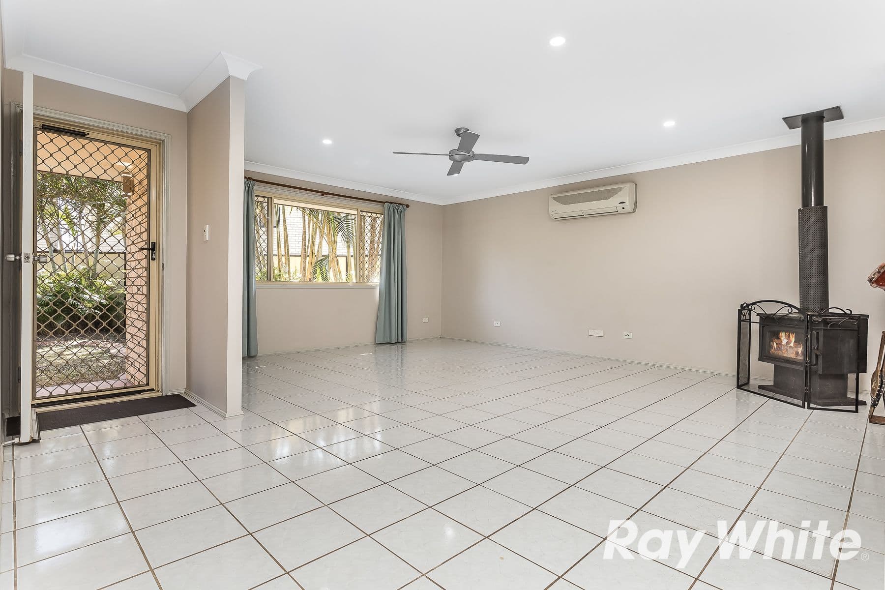 6 Hickory Drive, Narangba QLD 4504, Narangba - Thumbnail 4