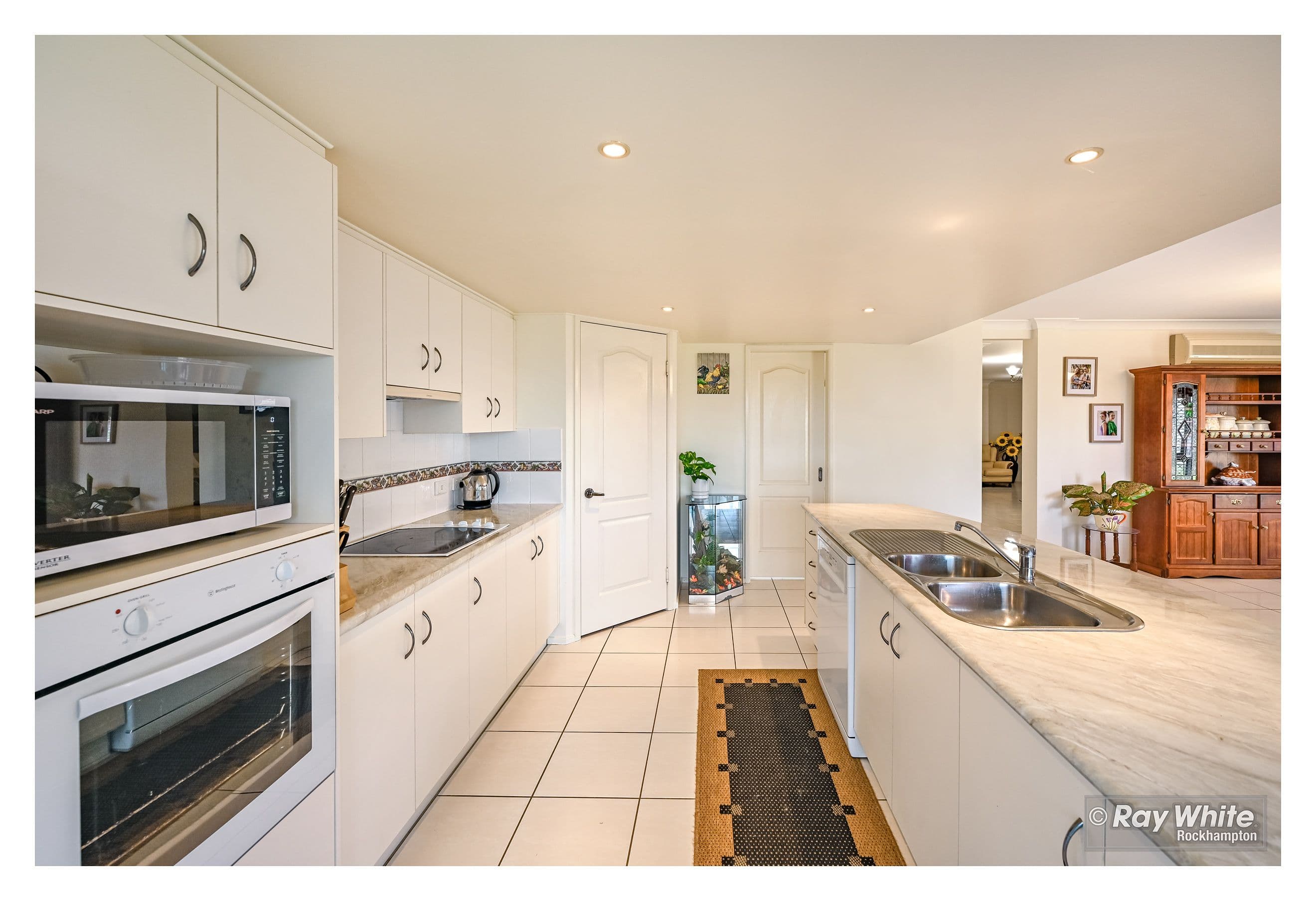 14 Zamia Way, Gracemere QLD 4702, Gracemere - Thumbnail 4