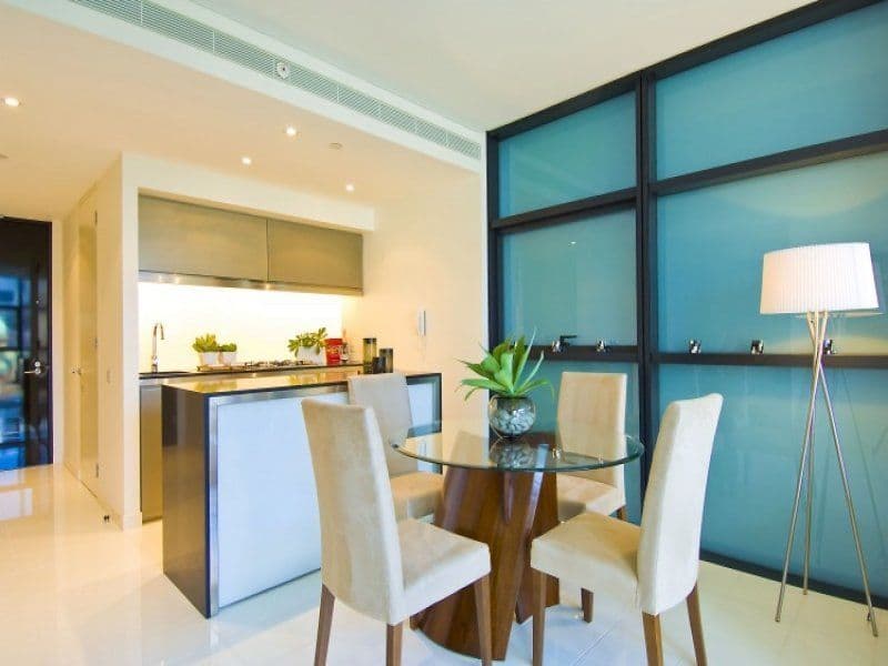 702/63 Masons Parade, Point Frederick - Thumbnail 2