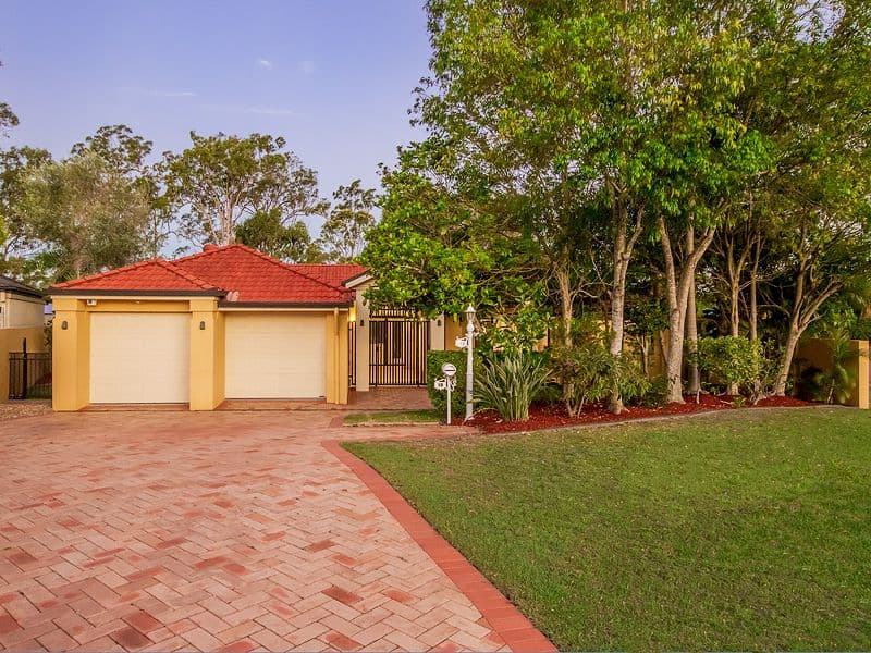 18 Torquay Place, Arundel QLD 4214, Arundel - Thumbnail 3