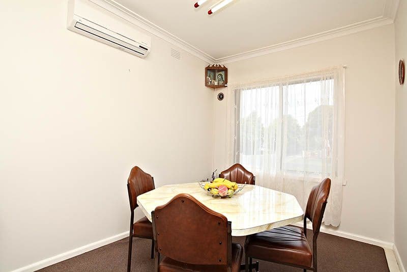 22 Fox Street, ST ALBANS VIC 3021, St Albans - Thumbnail 6