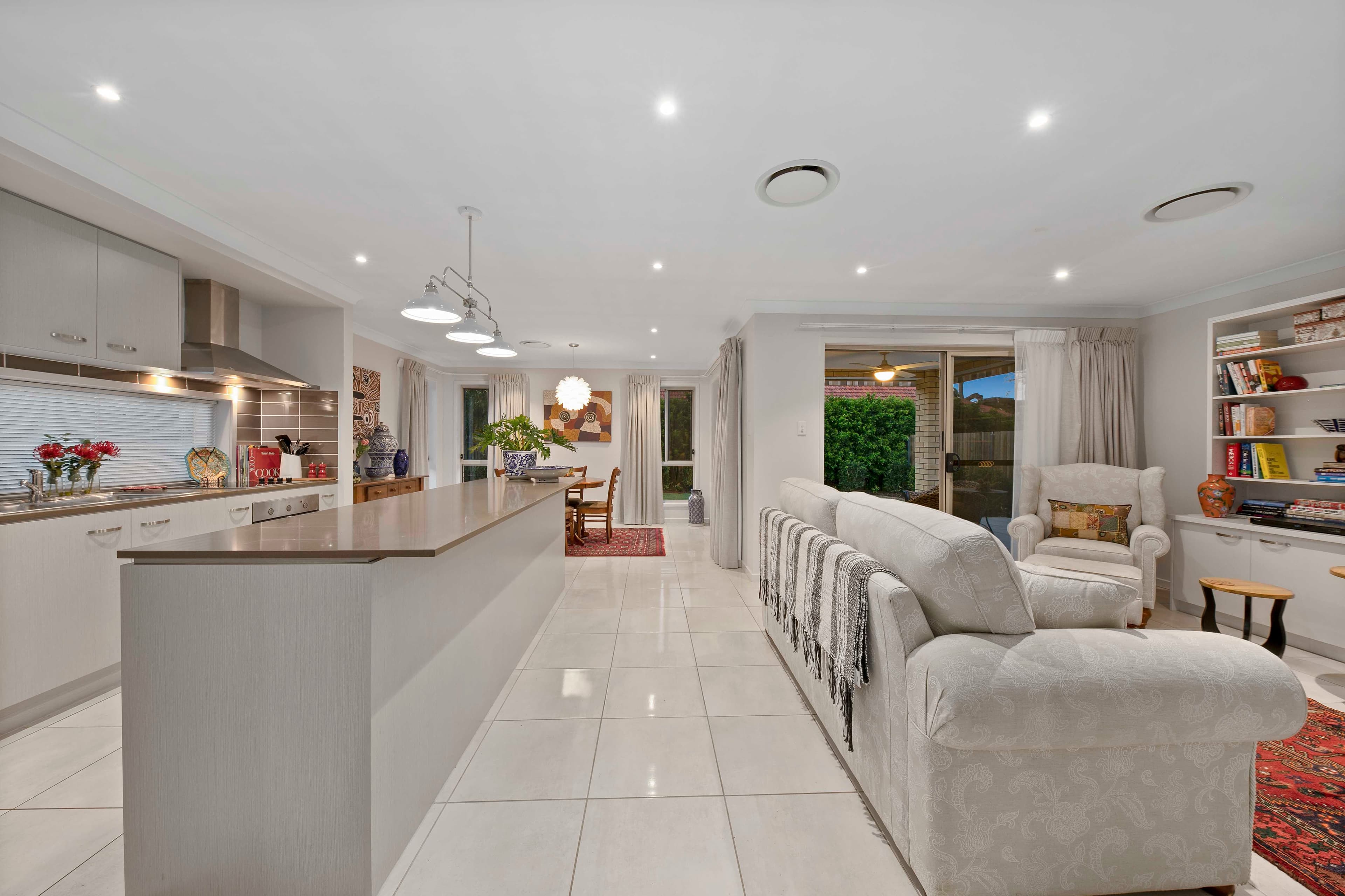 61 Consort Street, Corinda QLD 4075, Corinda - Thumbnail 2