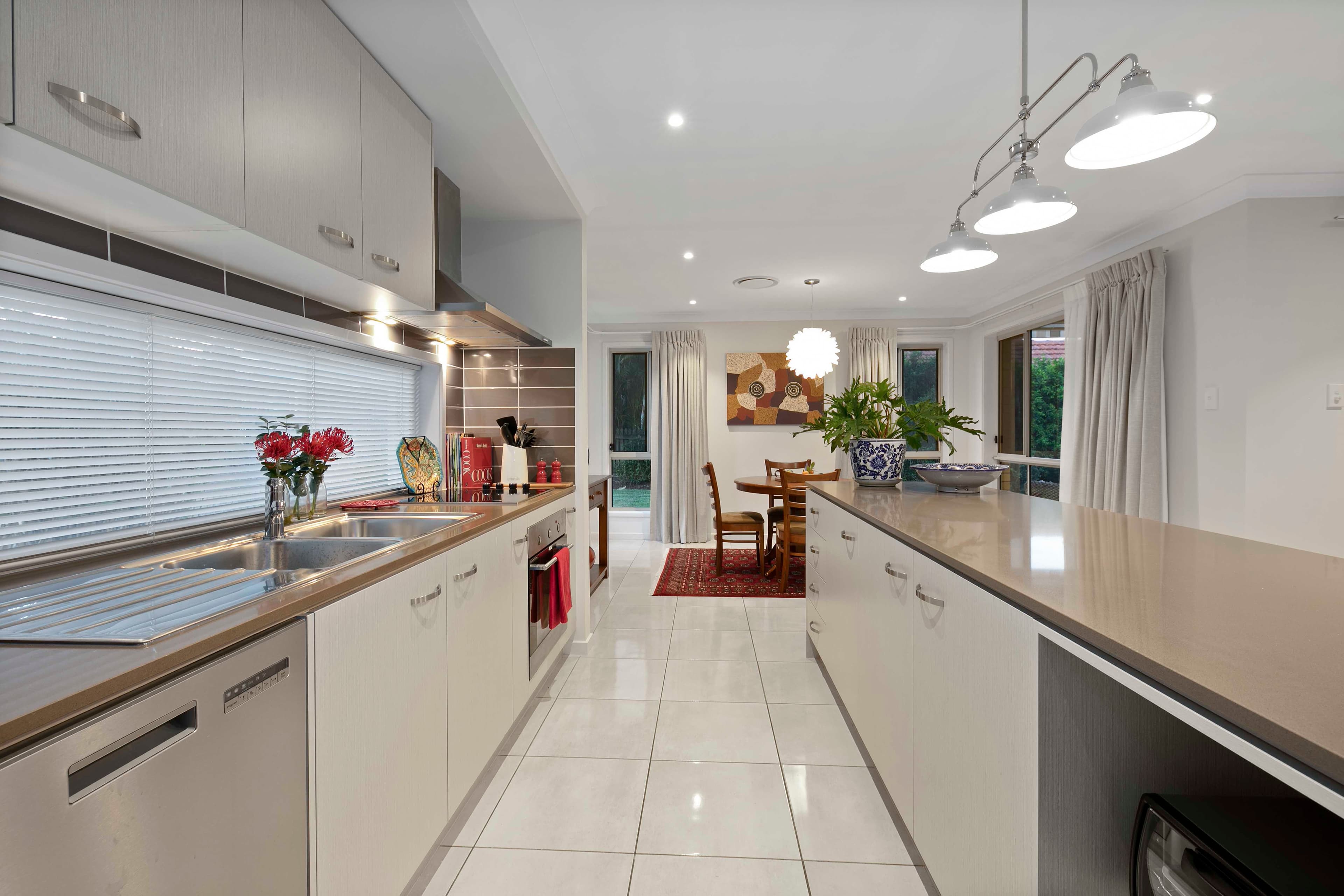 61 Consort Street, Corinda QLD 4075, Corinda - Thumbnail 3