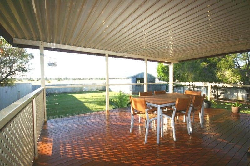 42 Regent Street, NARRABRI NSW 2390, Narrabri - Image 1