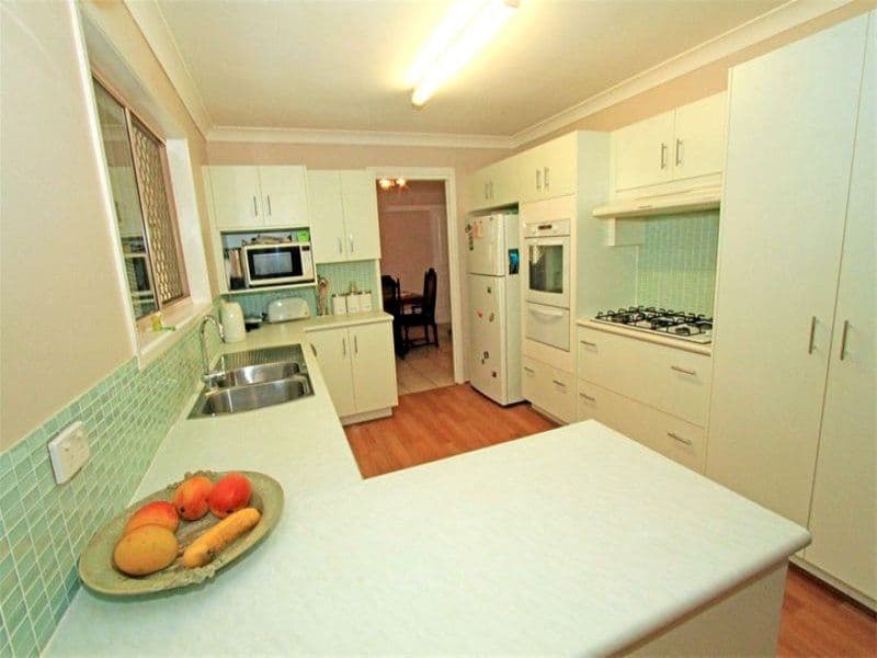 49 Constance Avenue, ROCKYVIEW QLD 4701, Rockyview - Thumbnail 4