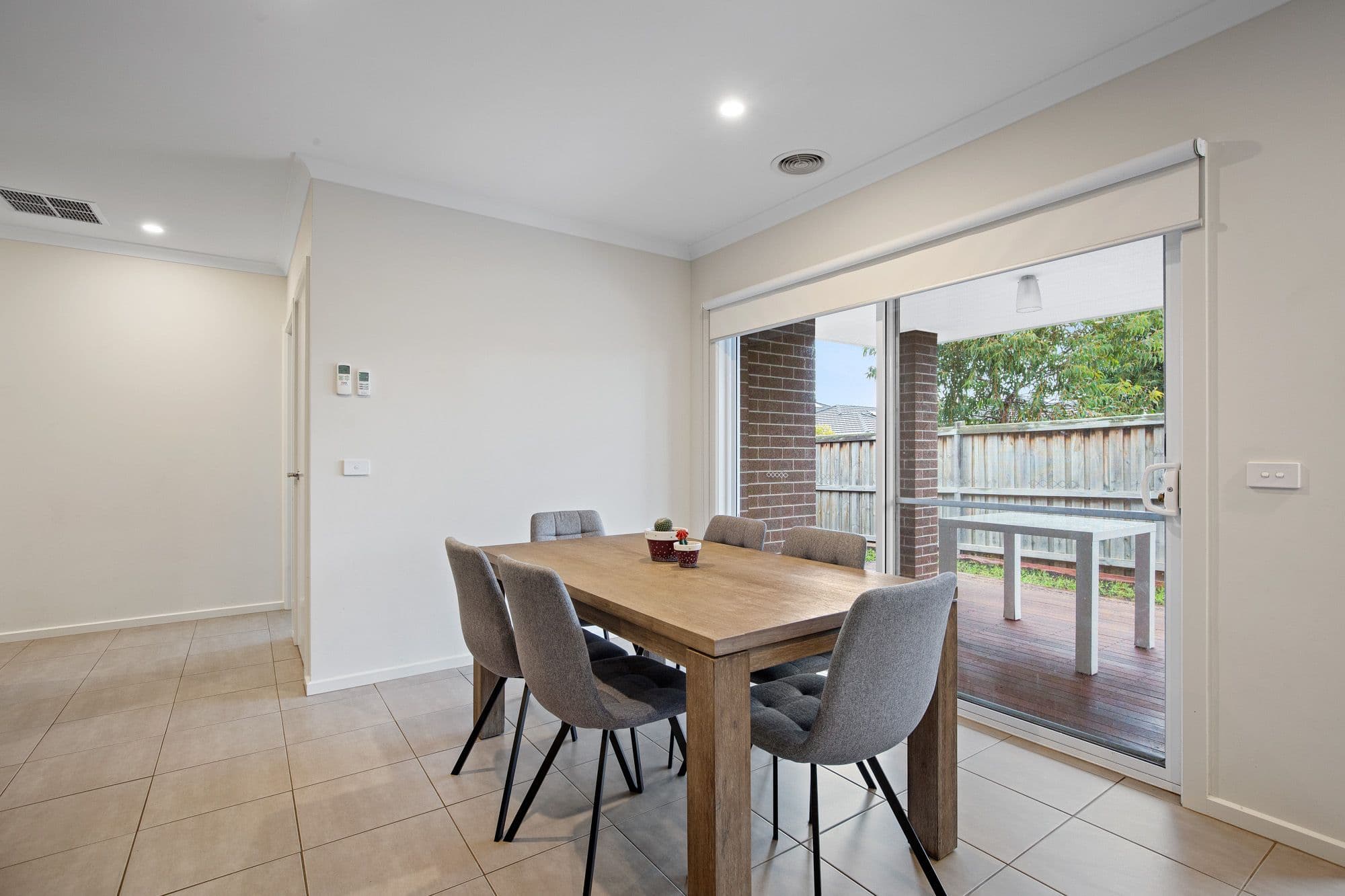 18 Kurrali Crescent, Werribee VIC 3030, Werribee - Thumbnail 5