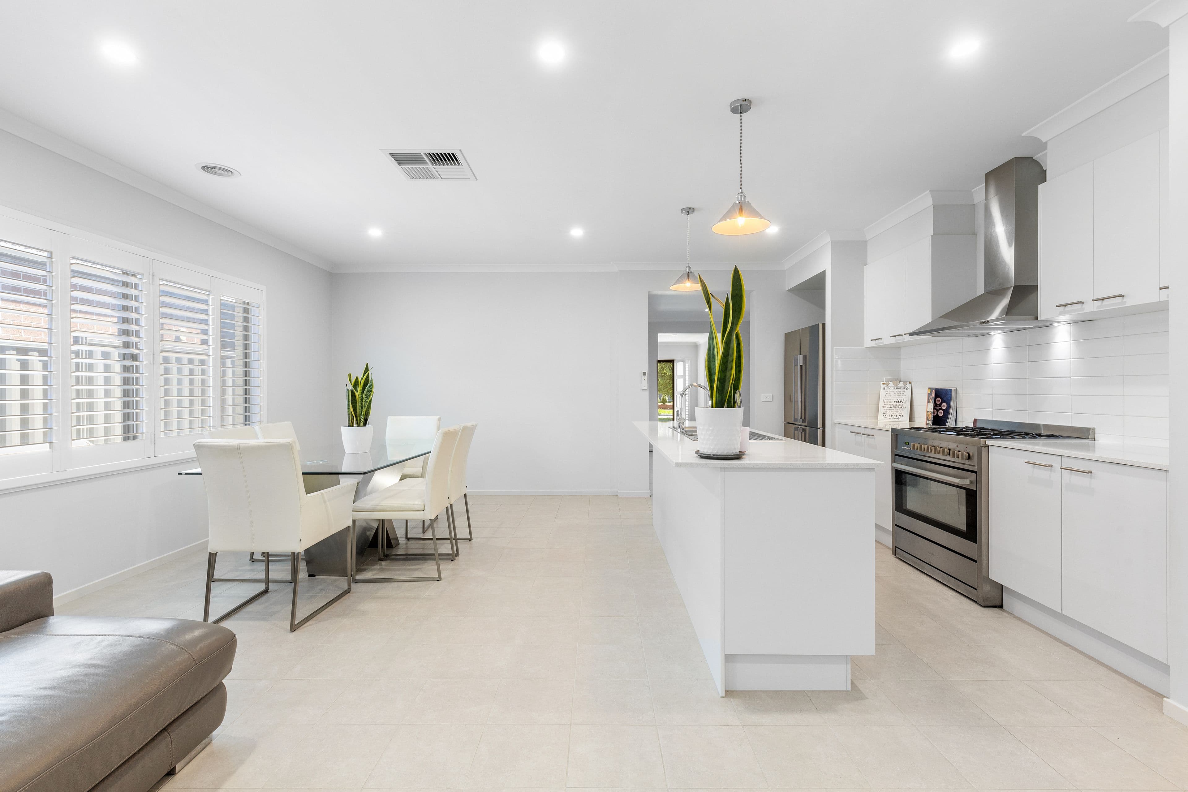 11 Rennison Drive, Wollert VIC 3750, Wollert - Thumbnail 2