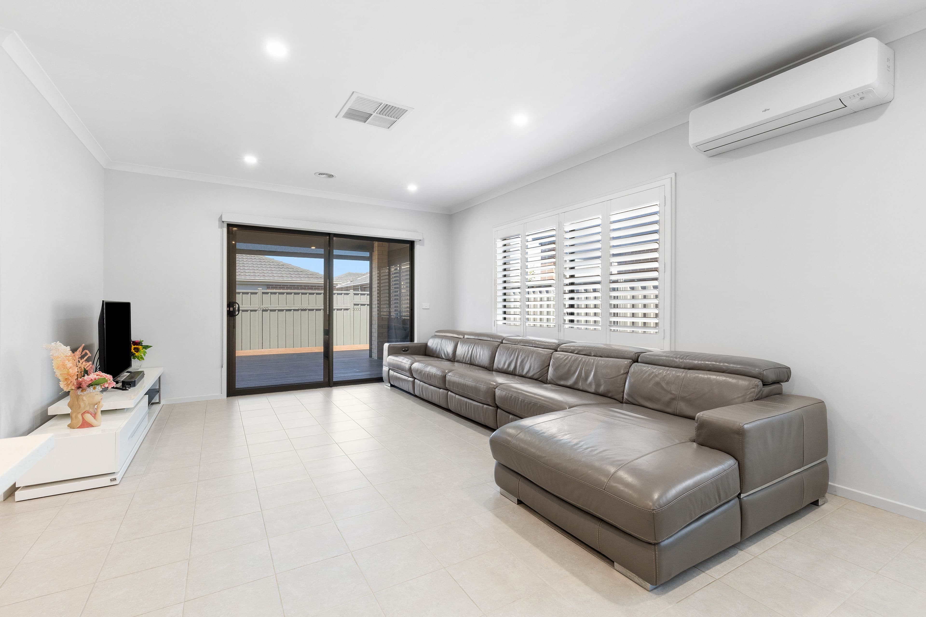 11 Rennison Drive, Wollert VIC 3750, Wollert - Thumbnail 4