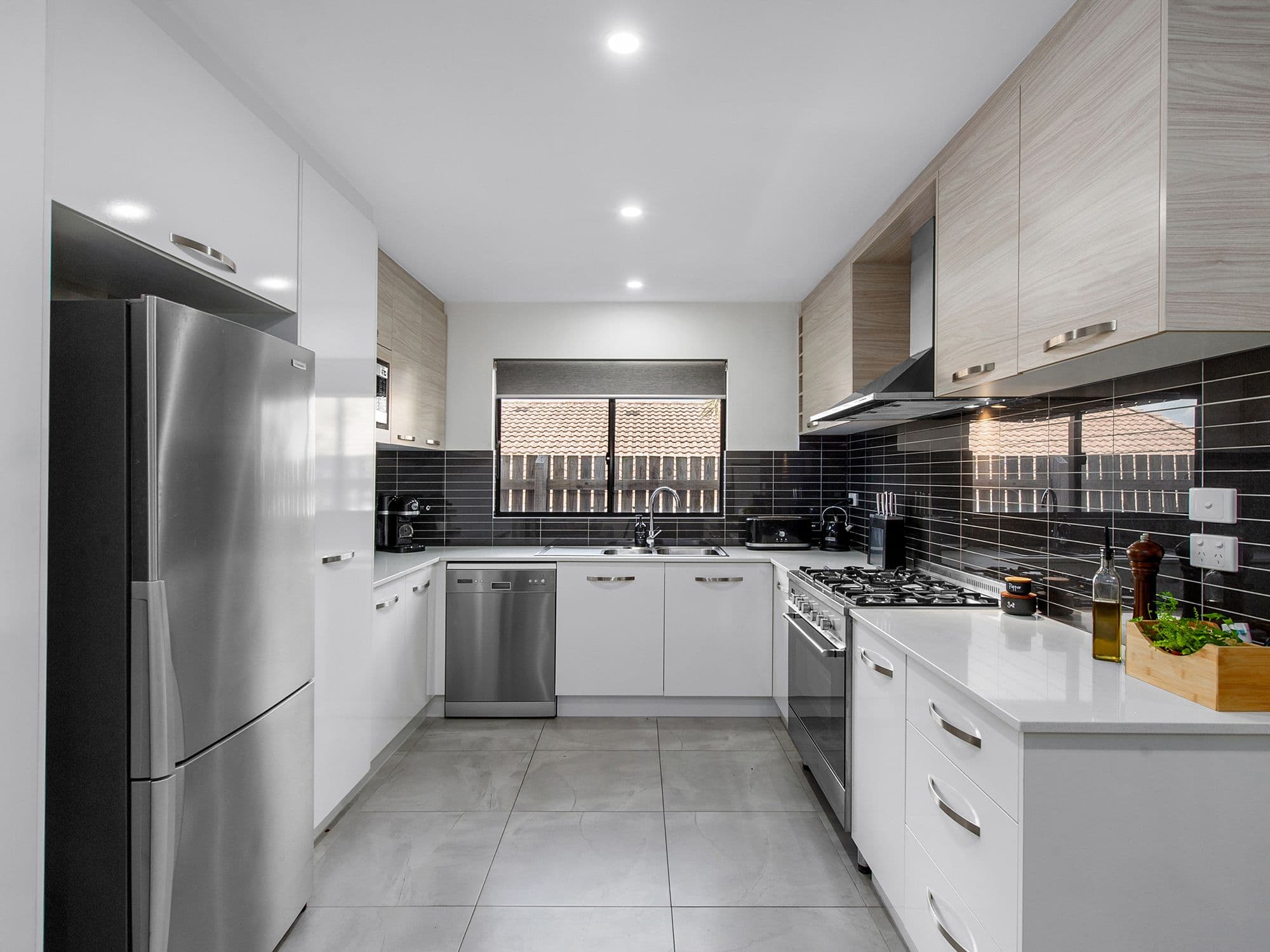 24 Wallace Street, Chermside QLD 4032, Chermside - Thumbnail 7