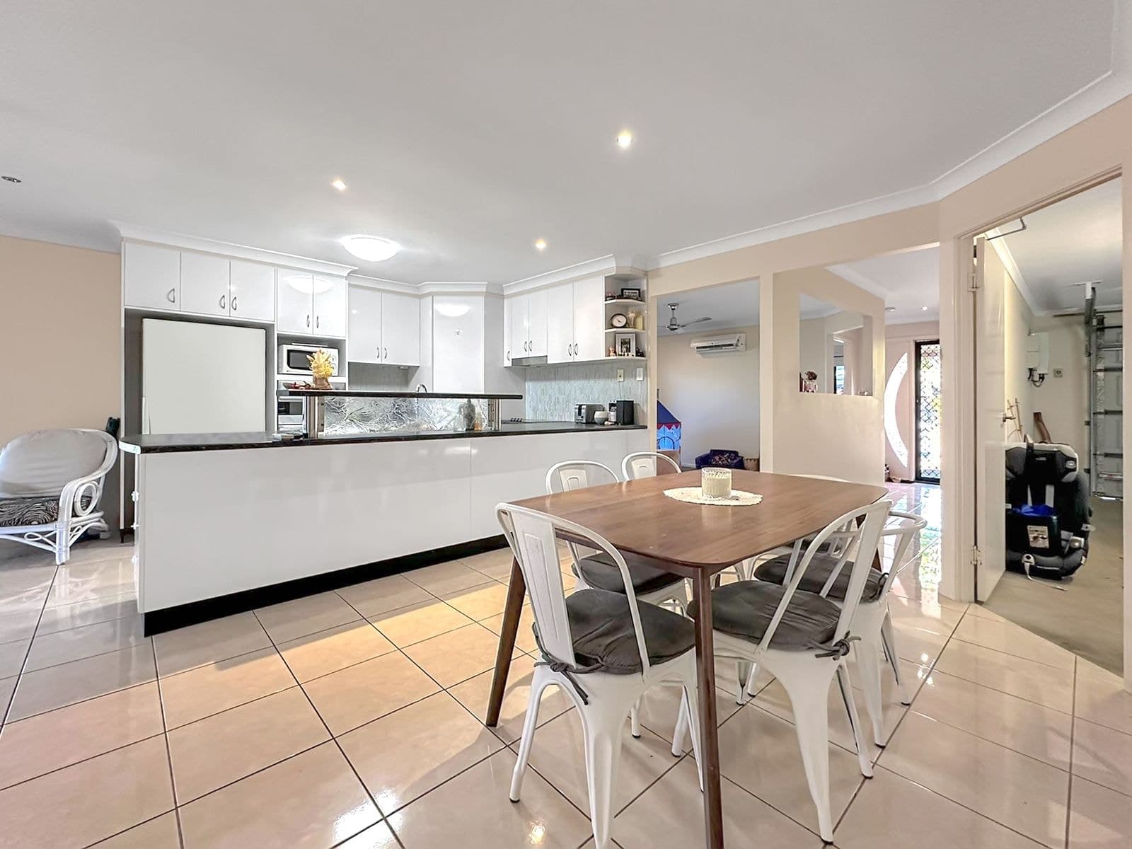 8 Lance Street, Bucasia QLD 4750, Bucasia - Thumbnail 3