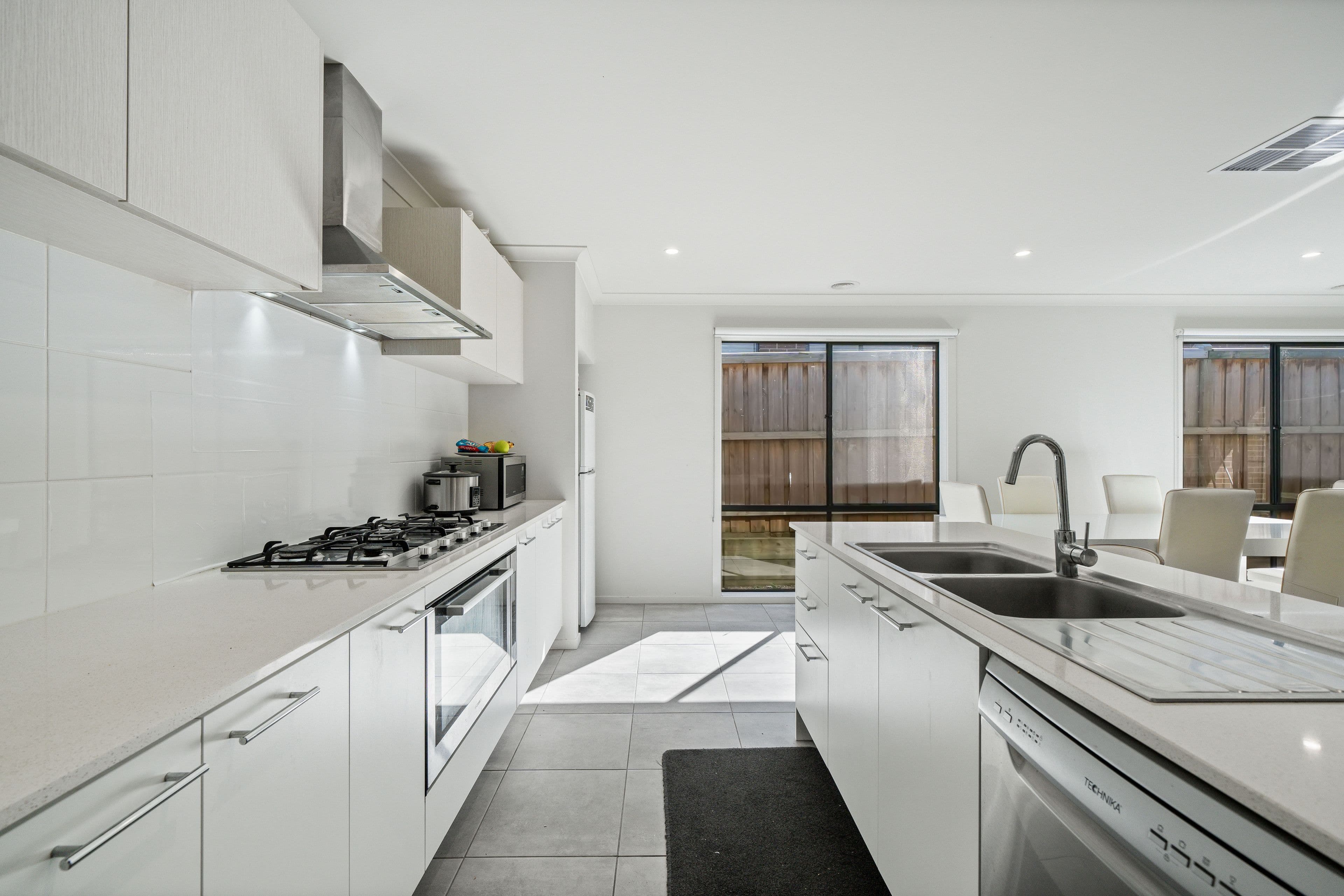 182 Morison Road, Clyde VIC 3978, Clyde - Thumbnail 6