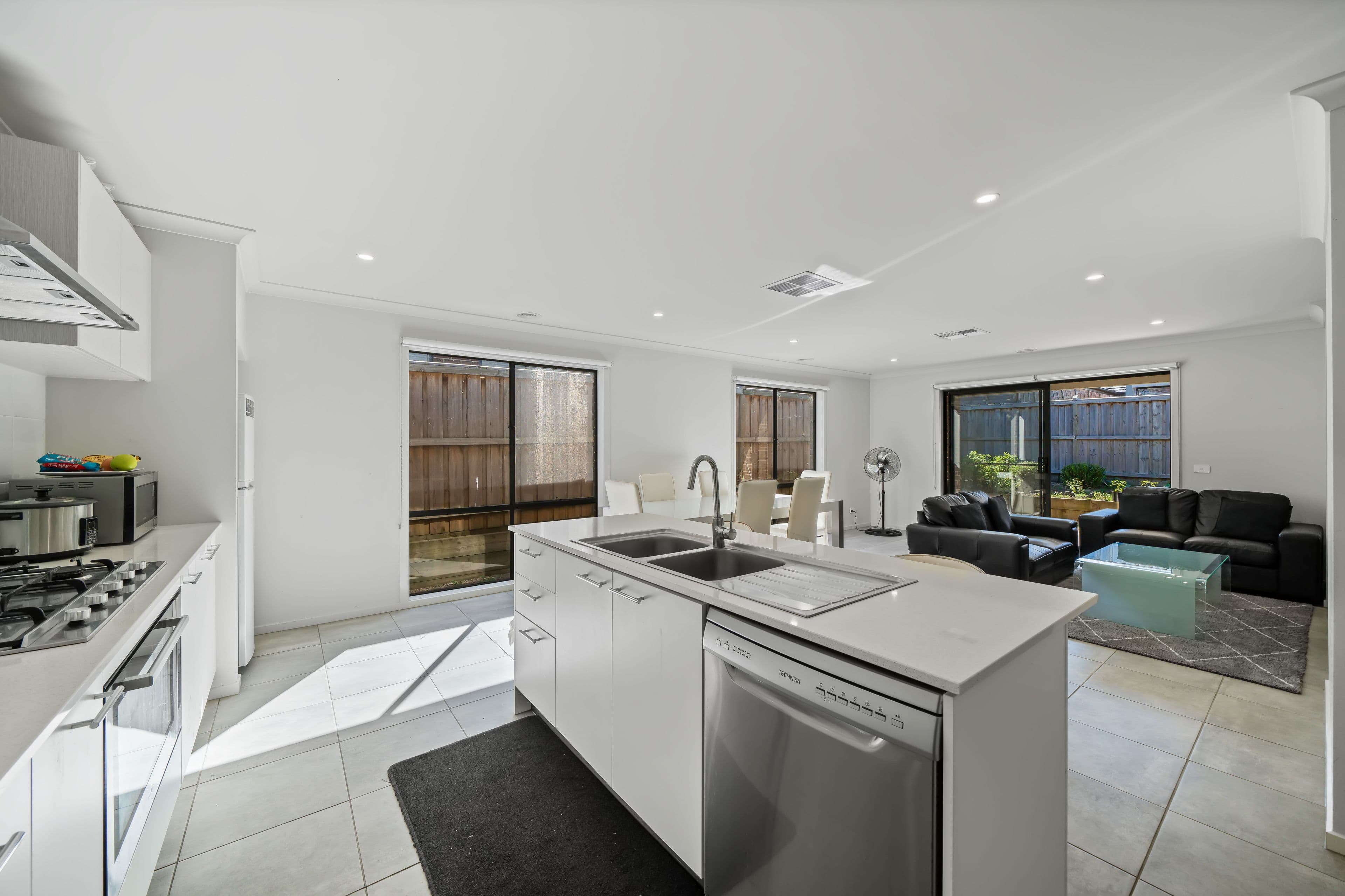 182 Morison Road, Clyde VIC 3978, Clyde - Thumbnail 7