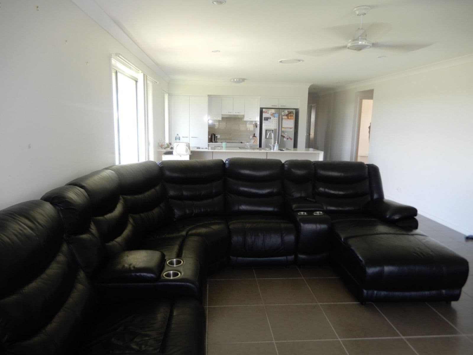 89 Canterbury Road, Emerald QLD 4720, Emerald - Thumbnail 4